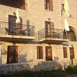 Las - Giannakakoy Traditional Stone Houses