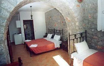 Guest house Las - Giannakakoy Traditional Stone Houses