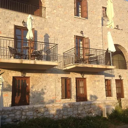 Las - Giannakakoy Traditional Stone Houses
