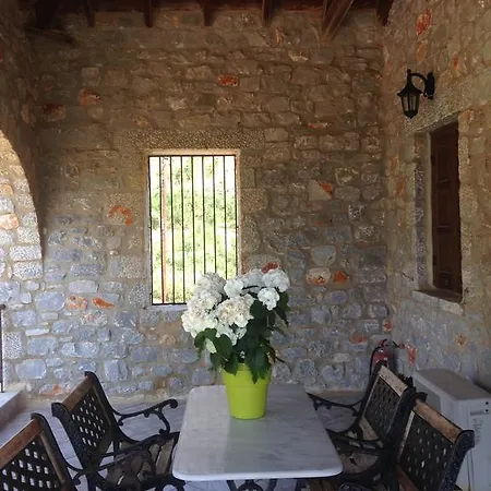 Guest house Las - Giannakakoy Traditional Stone Houses