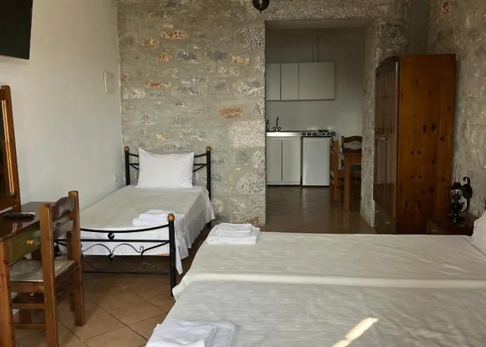 - Giannakakoy Traditional Stone 3* Néon Oítilon