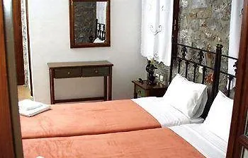 Las - Giannakakoy Traditional Stone Houses 2*