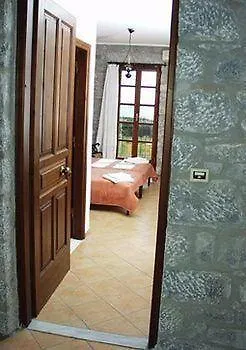 - Giannakakoy Traditional Stone Maison d'hôtes Néon Oítilon
