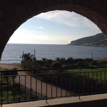 - Giannakakoy Traditional Stone