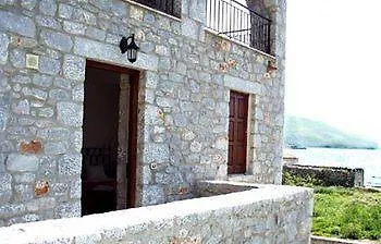 - Giannakakoy Traditional Stone Néon Oítilon