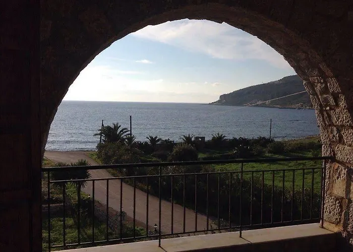 - Giannakakoy Traditional Stone